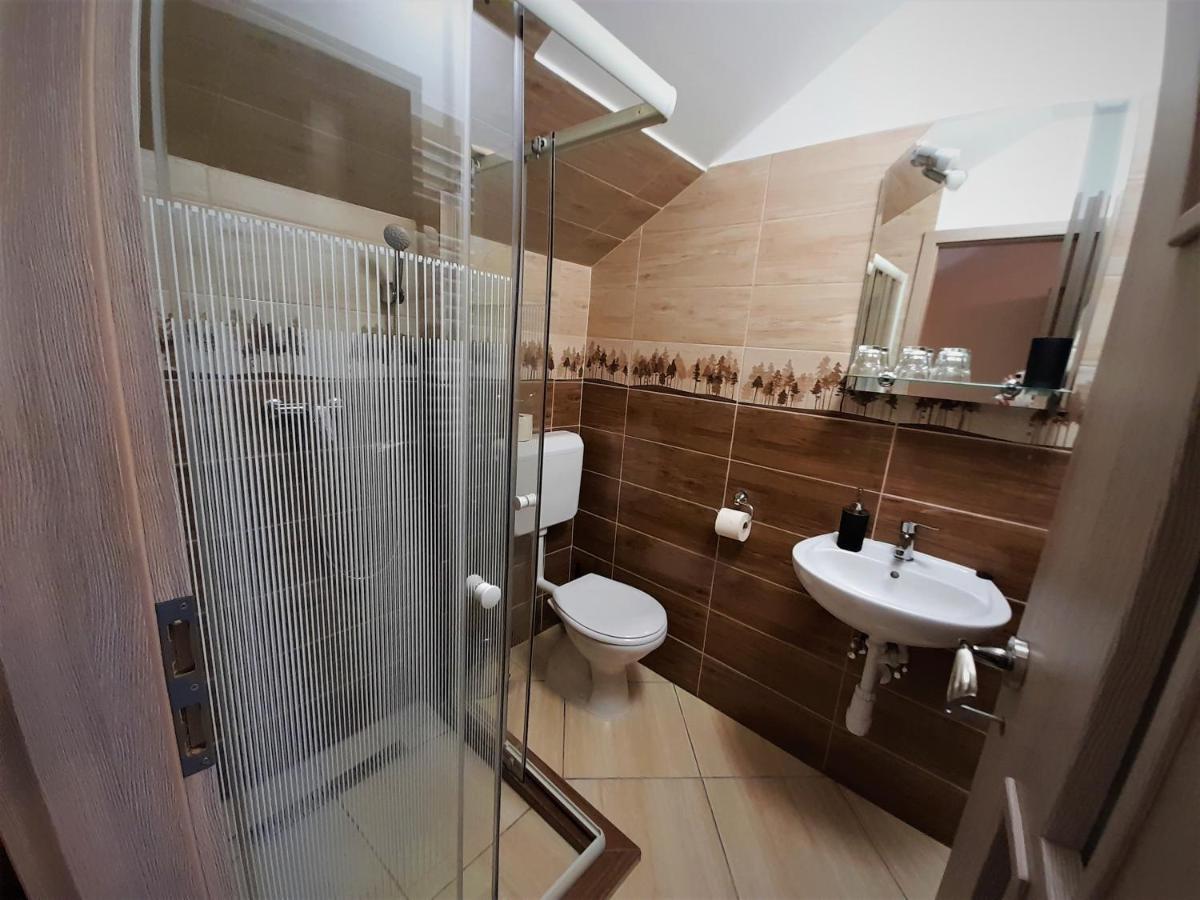 Bársony Vendéglő és Panzió Szecseny Exterior foto